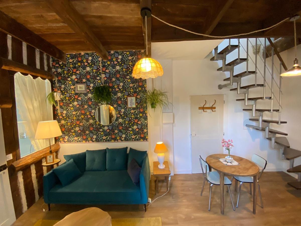 Duplex De Charme A Lessy Apartman Kültér fotó